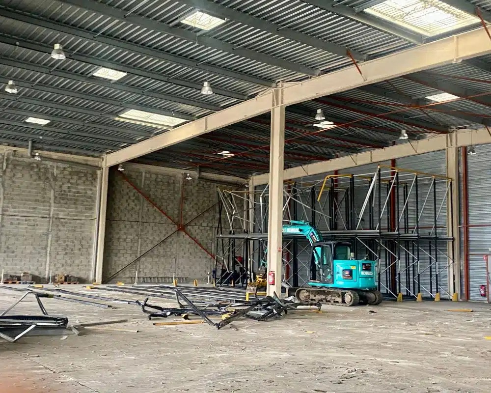 curage, désamiantage et déplombage de bâtiment par Avenir Frace Démolition à Bordeaux (33) et France (7) Curage de bâtiment | Avenir France Démolition