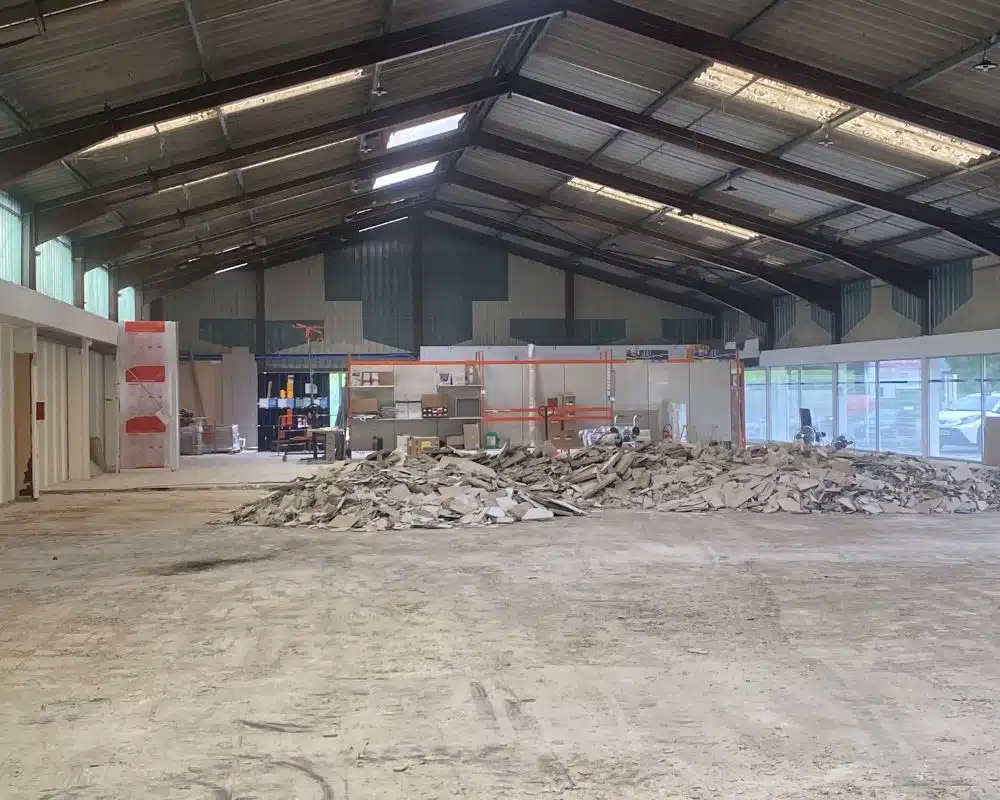 Curage de bâtiment par Avenir France Démolition en France (2) Curage de bâtiment | Avenir France Démolition